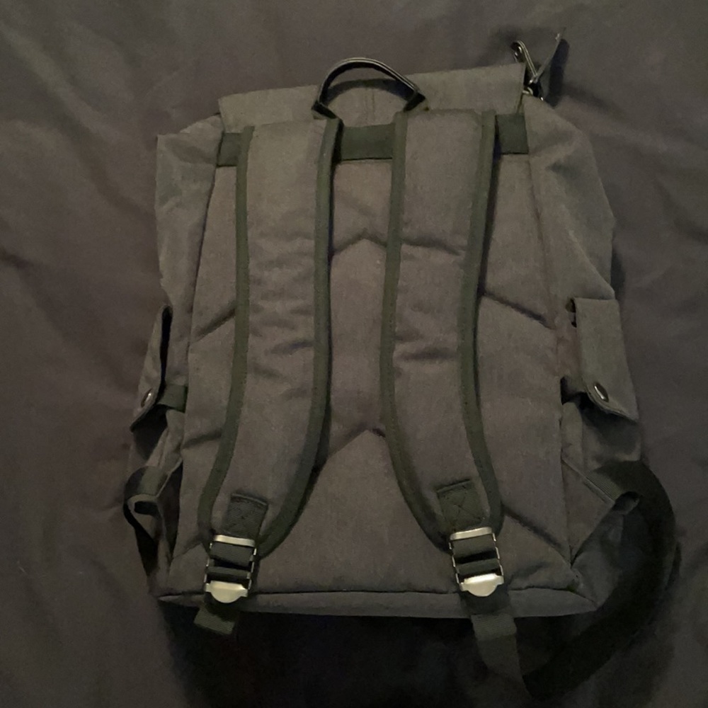 Backpack - Picture 2 of 5